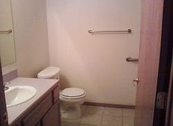 5th image of 5118 N Alworth St