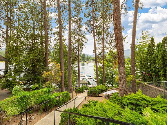 3rd image of 509 E Shore Pines Ct