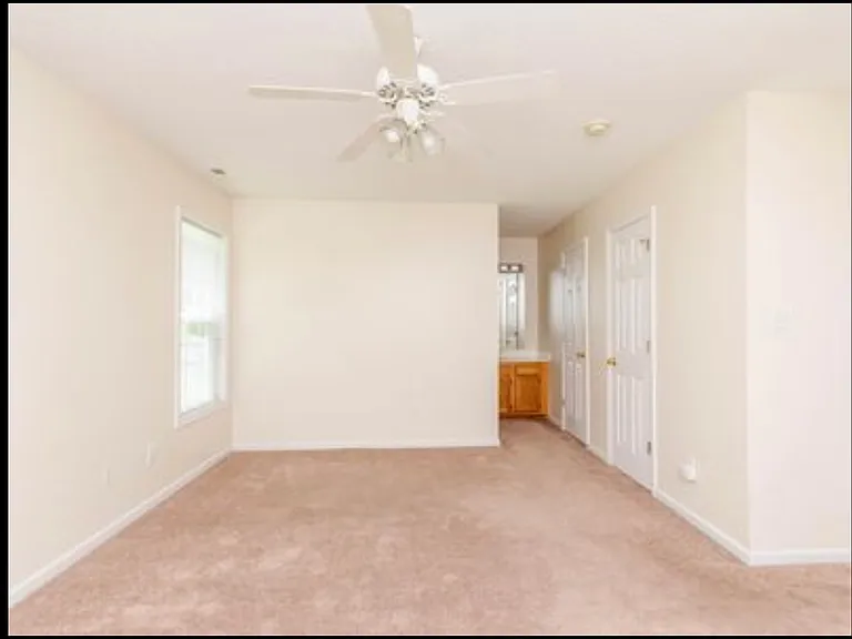 120 Waterfall Dr — Photo 8