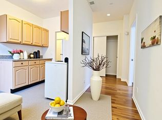 338 E 15th St #5Q, New York, NY 10003