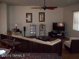 3rd image of 12686 N Maize Dr