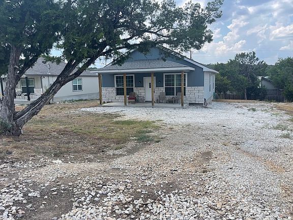 2nd image of 313 Canyon Springs Dr