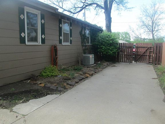 2nd image of 1420 Prospect Ave