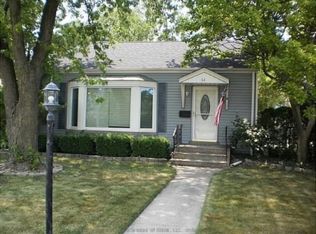 34 Harlem Ave, Glenview, IL 60025
