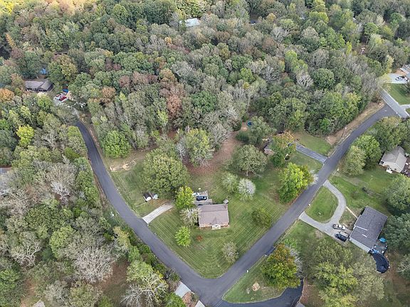 5th image of 98 Gordon Rd