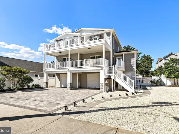 111 E New Jersey Ave, Brant Beach, NJ 08008