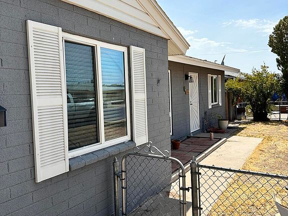 3rd image of 3743 W CATALINA Drive
