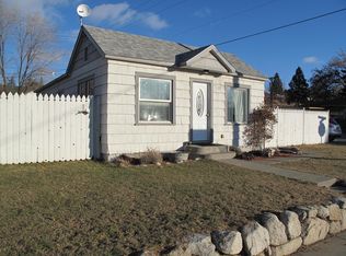 123 E Bartlett Ave, Omak, WA 98841