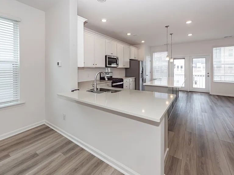 359 Herty Park Dr — Photo 25
