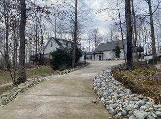 9701 Bold Springs Rd, Mc Ewen, TN 37101