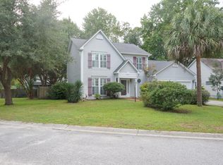 2028 Country Manor Dr, Mount Pleasant, SC 29466