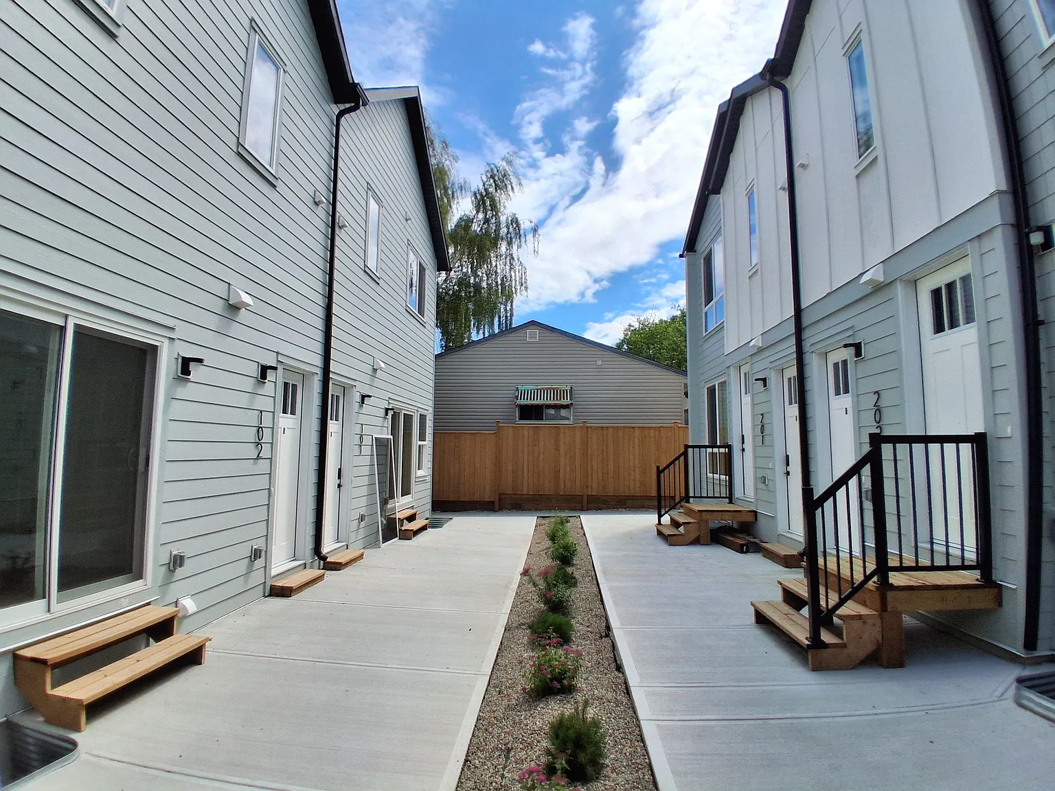 2539 Morley Trail NW (8-plex), Calgary - Unit 202R — Photo 2