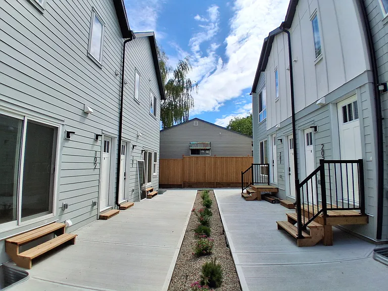 2539 Morley Trl NW #2 — Photo 2