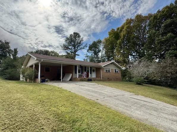 639 Louise Dr, Tunnel Hill, GA 30755