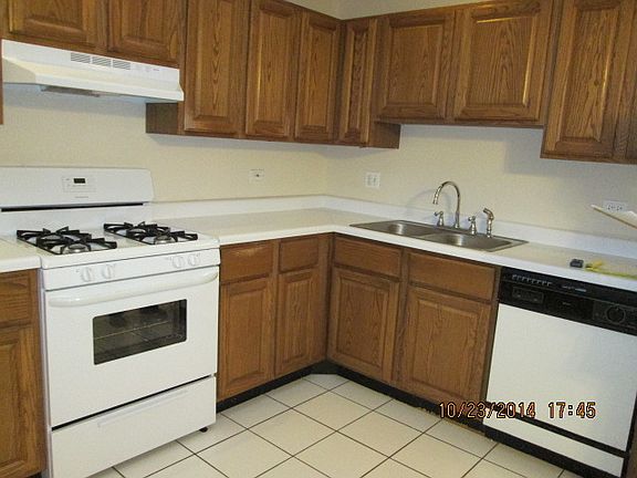 5th image of 22907 Lawndale Ave