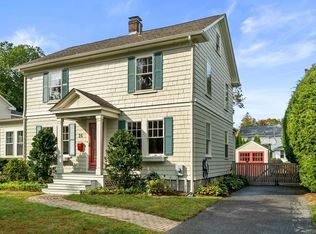 26 Cavanaugh Rd, Wellesley, MA 02481
