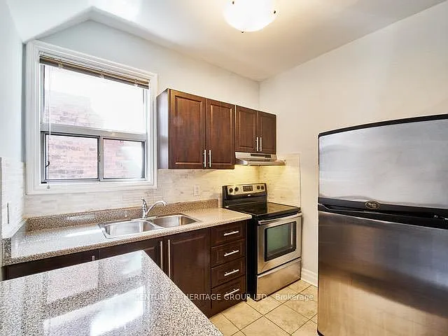 3 bed, $3,200 — Photo 3