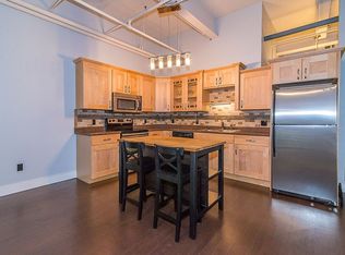 905 3rd St SE UNIT 404, Cedar Rapids, IA 52404
