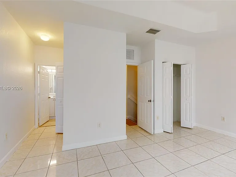 2929 SE 2nd St #7 — Photo 16