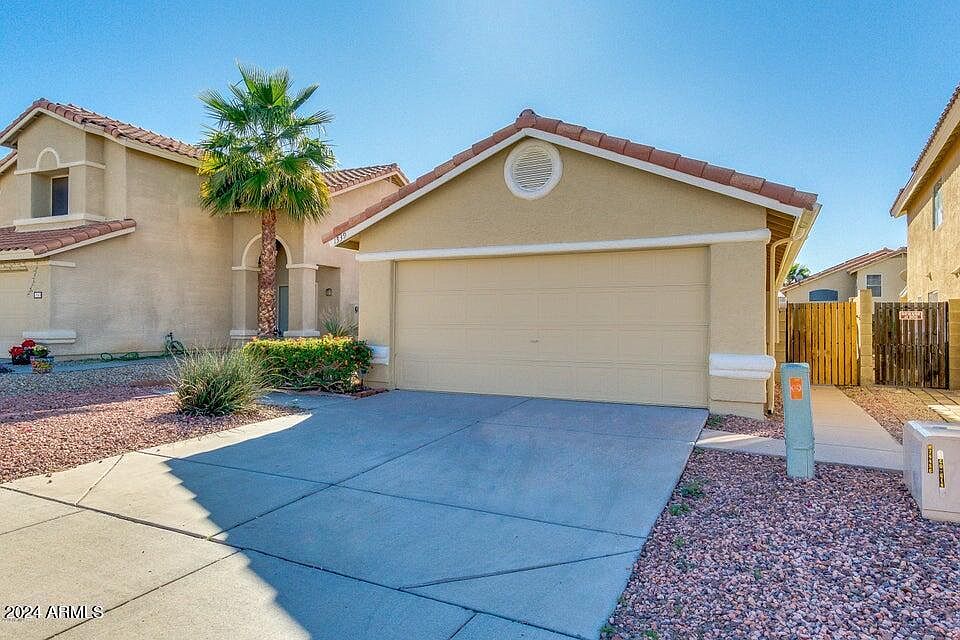 2nd image of 1339 E ANGELA Drive