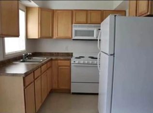 1810 N 41st St #4, Superior, WI 54880