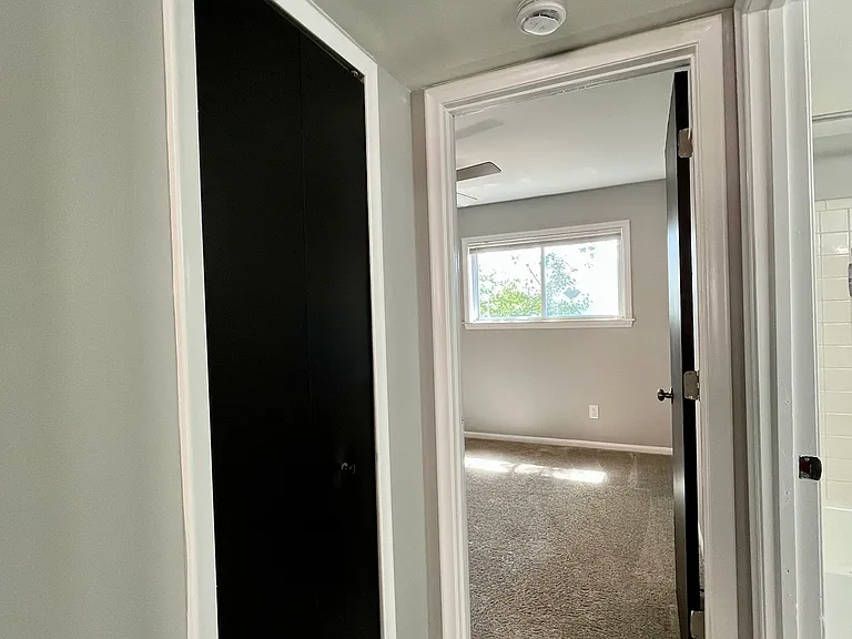 4415 Oakwood Blvd #2 — Photo 7
