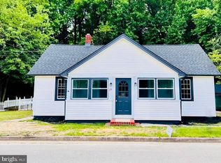 25 Church Landing Rd, Pennsville, NJ 08070