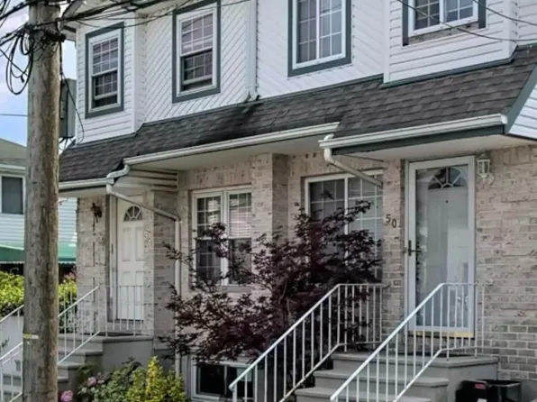 50 Bergen Beach Place image 2 of 15