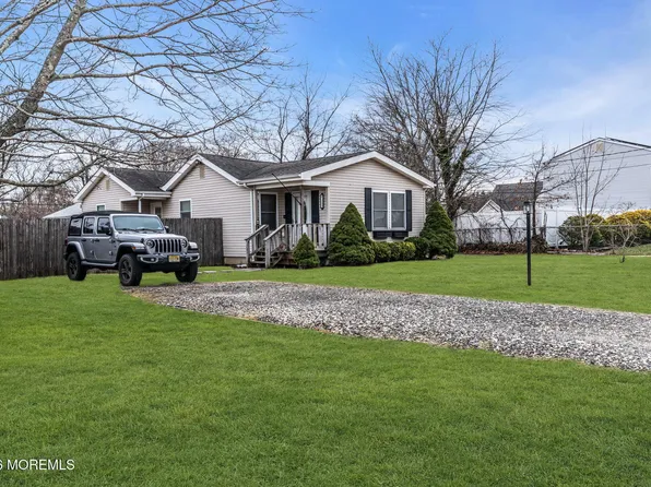 203 Arkansas Avenue, Toms River, NJ 08753