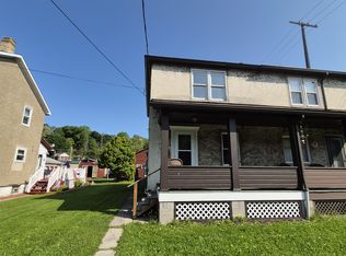 917 17th St #917, Windber, PA 15963