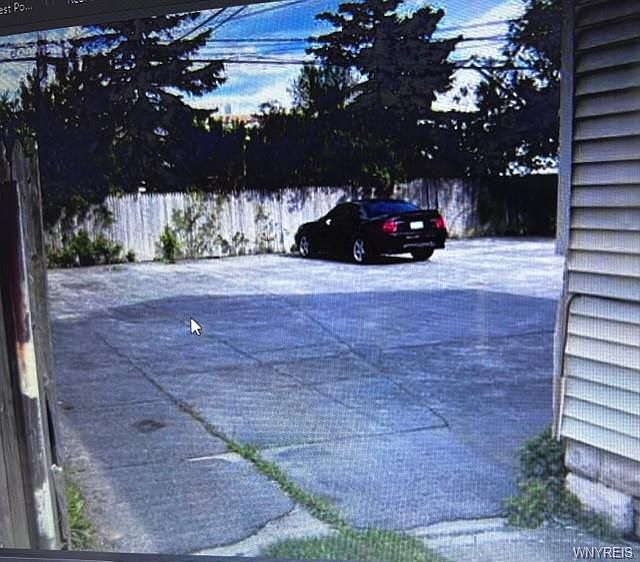 2nd image of 3563 Harlem Rd Floor 1