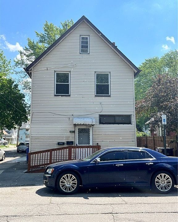 1st image of 3893 W 23rd St