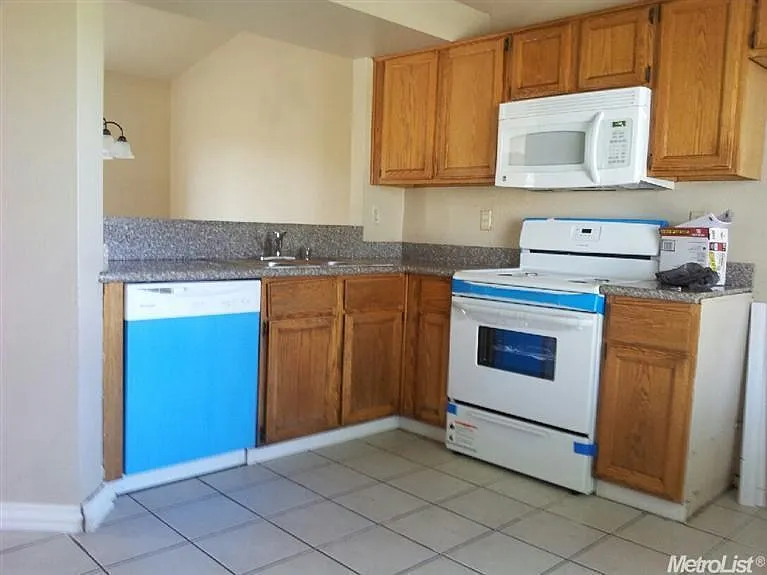 422 Sumac Ln photo 1