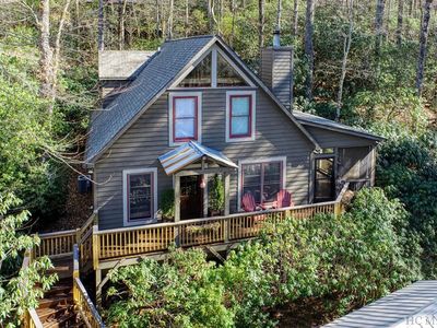 42 Holt Cottage Ln, Highlands, NC, 28741