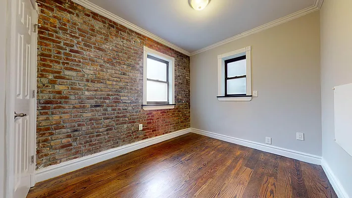 Rented by Bond New York | media 8