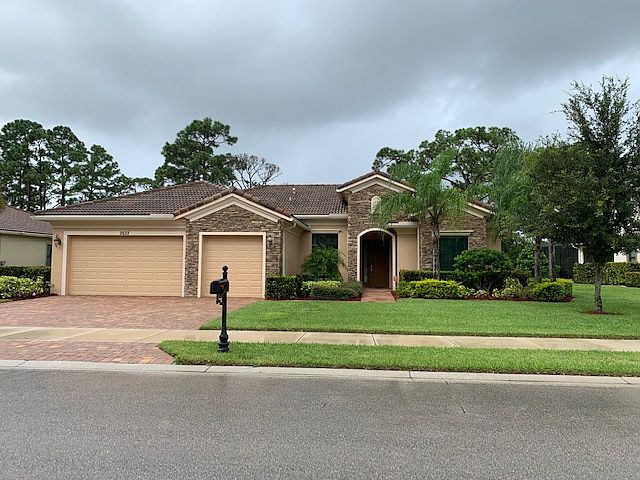 1st image of 2632 NW Crystal Lake Dr