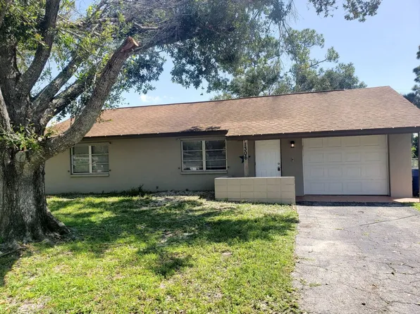 1306 Hibiscus Dr, Cape Coral, FL 33909