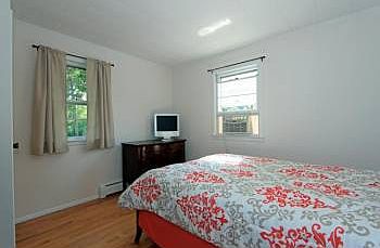 3rd image of 12 Staller Blvd