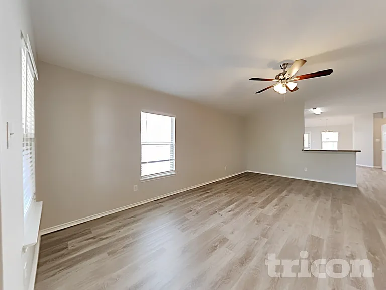 209 Brahma Way — Photo 4