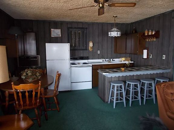 2nd image of 32222 Sterling Ln