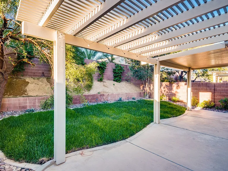 11086 Evvie Ln — Photo 32