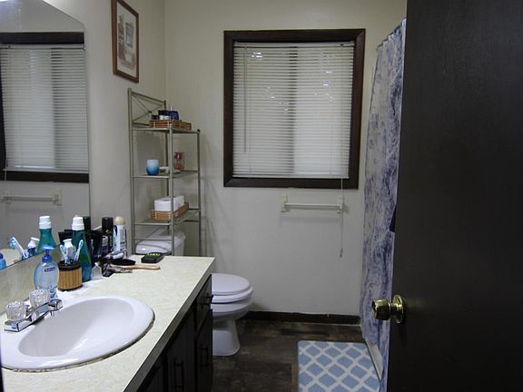 5th image of 2346 Lincoln Park Dr