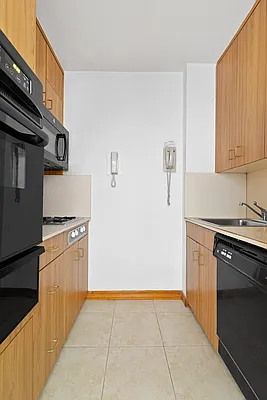 Sold by Corcoran | media 13