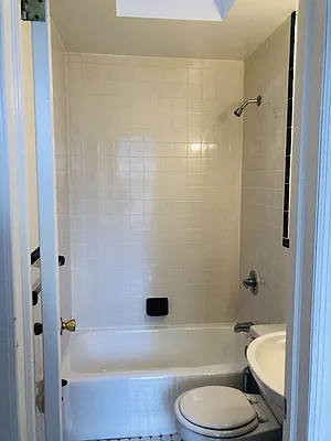 Rented by Zumper Inc | media 16