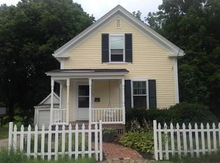 17 Grove St, Merrimac, MA 01860