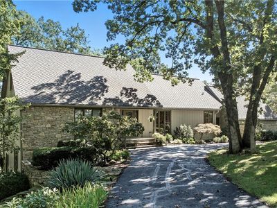 485 Navajo Ln W, Shawnee, KS, 66217