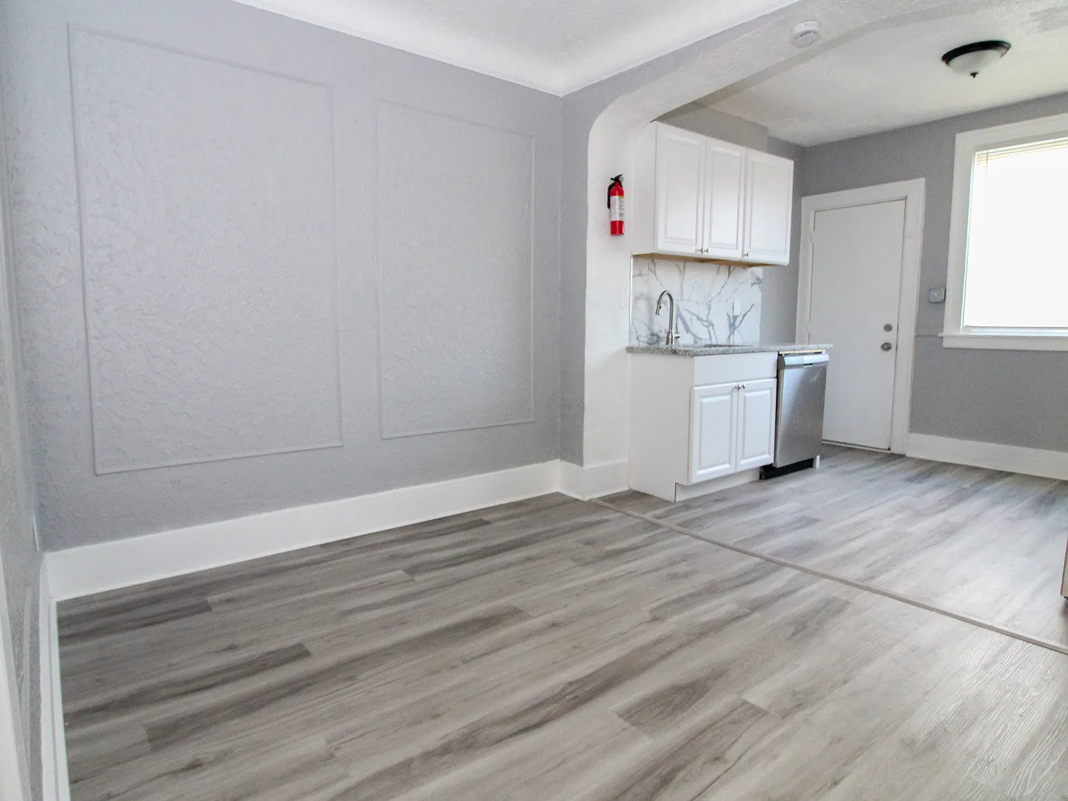 2 bed, 900 sqft, $1,250 — Photo 3