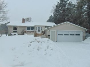 1021 Atkins Rd, Petoskey, MI 49770