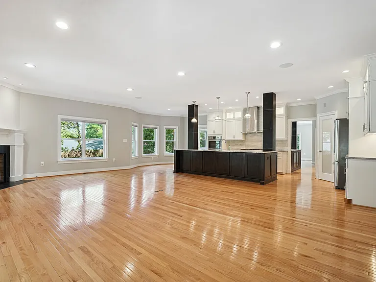 1530 Forest Villa Ln — Photo 13