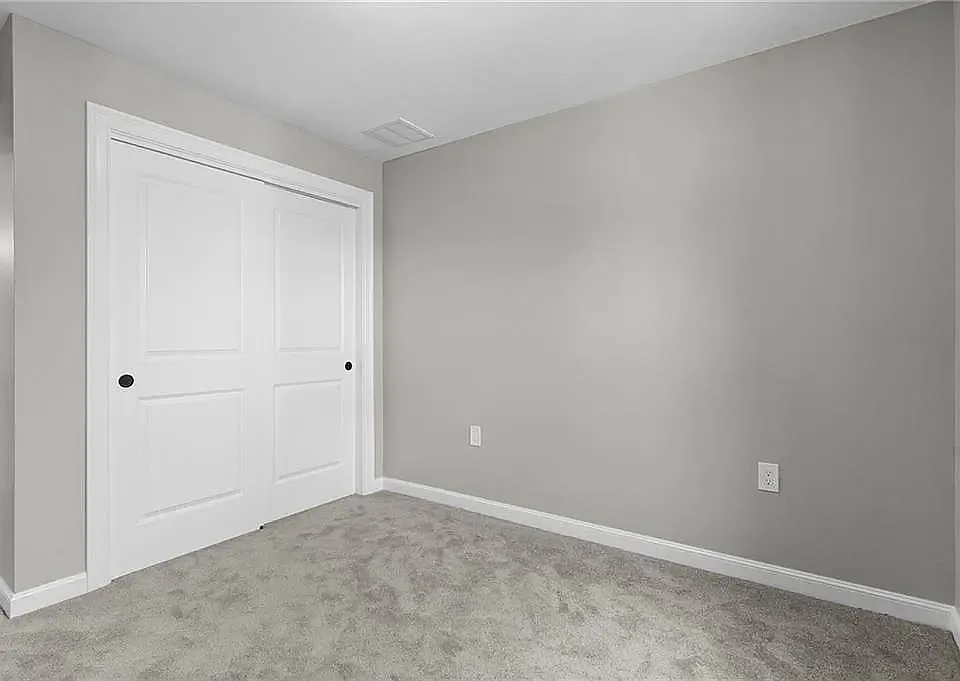 3 bed, 1226 sqft, $2,500 — Photo 2